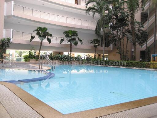 2-Bedrooms quiet condo - Ploenchit BTS