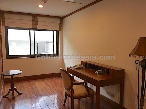 Spacious 2-Bedrooms apartment - Sathorn Chong Nonsi