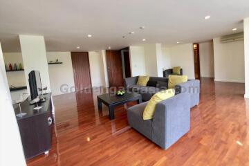 4-Bedrooms modern bright apartment - Sathorn (BTS Saint Louis)