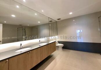 4-Bedrooms Duplex Condo - Sathorn (Saladaeng BTS and Lumphini MRT)