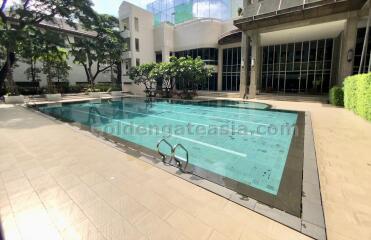 4-Bedrooms Duplex Condo - Sathorn (Saladaeng BTS and Lumphini MRT)