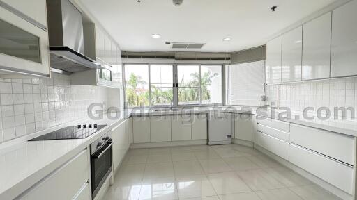 3-Bedrooms quiet condo with large balcony/terrace - Sathorn (Nanglinchi)