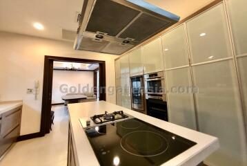 4-Bedrooms Single Modern House with pool in secure compound - Sathorn