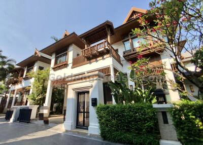 4-Bedrooms Single Modern House with pool in secure compound - Sathorn