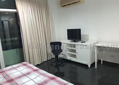 Spacious 2-Bedrooms condo unit - Sukhumvit soi 11