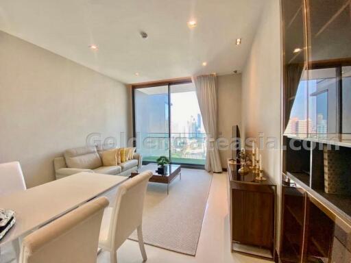Beautiful 2-Bedrooms with direct access to the BTS - Sukhumvit Nana