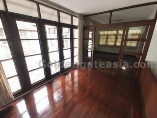 Single House close to Asoke BTS