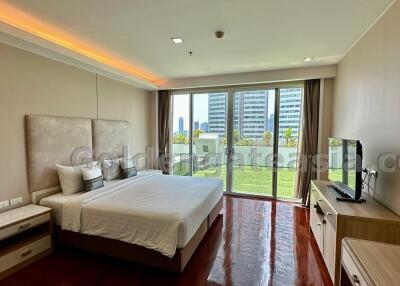 3-Bedrooms modern apartment with huge private terrace - Phrom Phong BTS