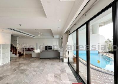 4-Bedrooms Duplex with private plunge pool - Sukhumvit 24 (Phrom Phong BTS)