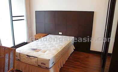 3-Bedrooms spacious apartment with balconies - Phrom Phong BTS