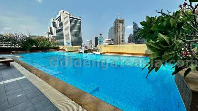 Modern 3-Bedrooms condo with big balcony - Sukhumvit soi 22