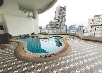 3-Bedrooms Duplex condo with private pool - Phrom Phong BTS