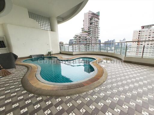 3-Bedrooms Duplex condo with private pool - Phrom Phong BTS