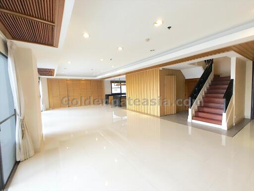3-Bedrooms Duplex condo with private pool - Phrom Phong BTS