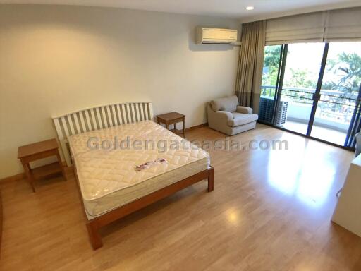 Big 4-Bedrooms with outdoor terrace - Thong Lo (Sukhumvit soi 55)