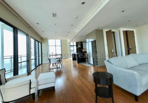 6-Bedrooms Duplex Condominium - Sukhumvit soi 24