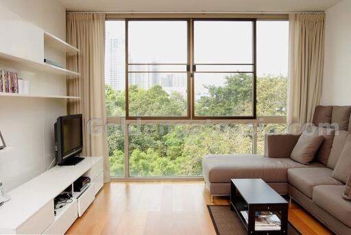 Large Light and Bright Modern 1-Bedroom unit - Ficus Lane - Phrakanong BTS