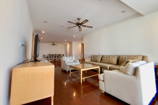 3-Bedrooms modern spacious apartment - Sukhumvit Asok BTS