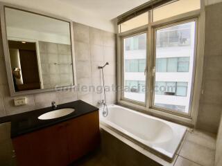 4 Bedrooms modern condo - Sukhumvit 55 (Thonglor)