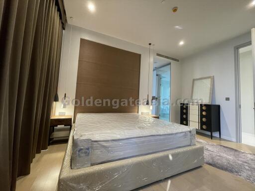 Beautiful 2-Bedrooms Condo just steps away from Phrom Phong BTS