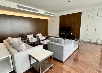 3-Bedrooms modern apartment with balcony and clear views - Phrom Phong BTS