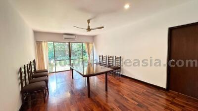 3-Bedrooms single house in compound - Sukhumvit Phrom Phong BTS