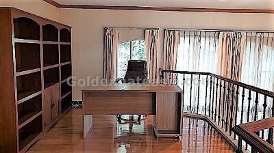 3-Bedrooms Townhouse in Compound - Sukhumvit 55 (Thong Lo)