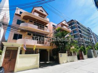 4-Bedrooms Townhouse - Sukhumvit soi 31 (Phirom Phong BTS)