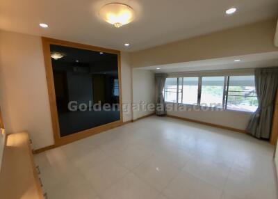 4-Bedrooms Townhouse - Thong Lo BTS