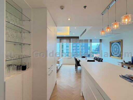 Rarely available 3-Bedrooms condo overlooking park - Phrom Phong