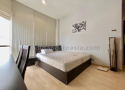 2-Bedrooms modern condo with balcony - Sukhumvit soi 59