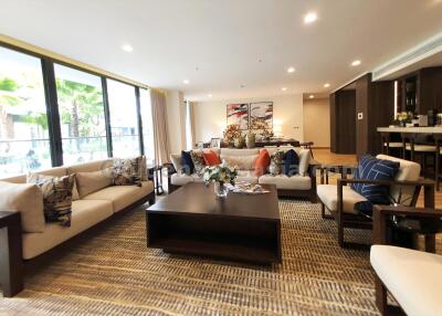 3-Bedrooms Modern Condo in serene family-friendly environment - Phra Khanong