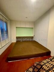 3-Bedrooms modern Townhouse - Sukhumvit soi 62 (Bang Chak BTS)