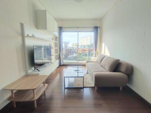 2 bedroom condo to rent : Supalai Monte Bldg 2