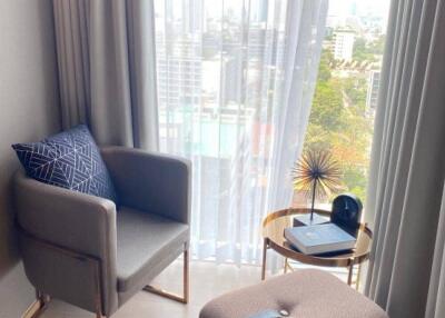 2-BR Condo at Siamese Exclusive 42 near BTS Ekkamai