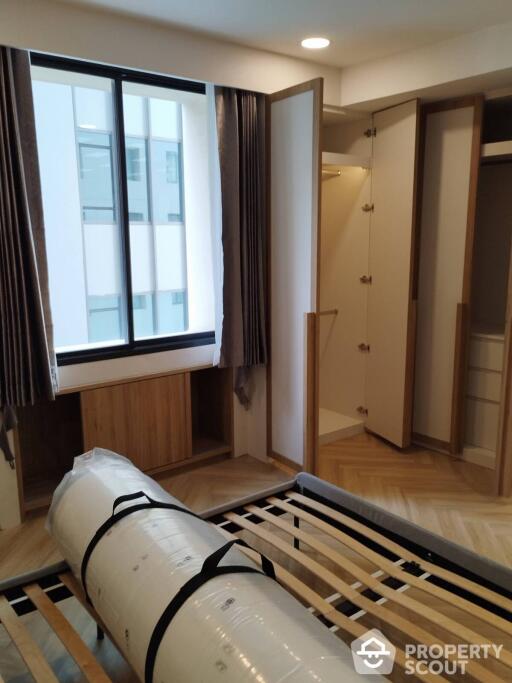 2-BR Condo at Las Colinas near BTS Asok