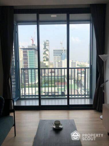 1-BR Condo at Xt Phayathai near BTS Phaya Thai