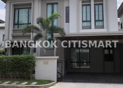 Townhouse at Grande Pleno Phaholyothin-Rangsit for sale