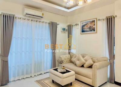 2 Bedrooms Villa / Single House in Rattanakorn Village 17 East Pattaya H011864