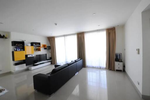 Watermark Chaophraya 3 bedroom condo for sale