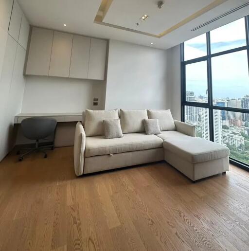 HQ By Sansiri Penthouse for sale