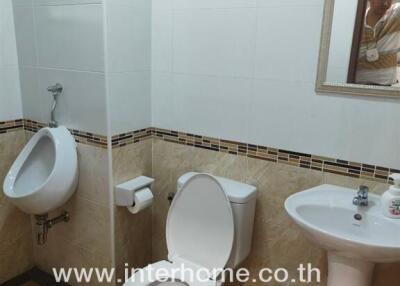 Clean and well-maintained bathroom interior