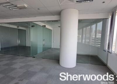 Vacant Fitted office with City View Barsha Heights