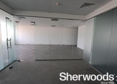 Vacant Fitted office with City View Barsha Heights