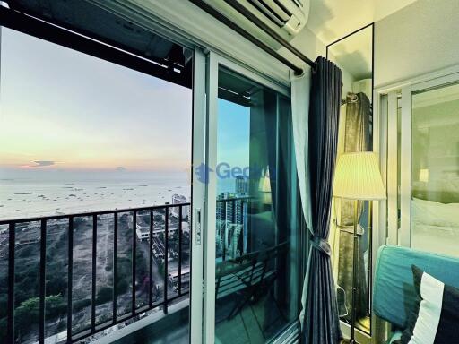 1 Bedroom Condo in Centric Sea Central Pattaya C011626