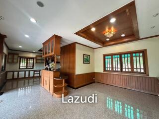 5 Beds 5 Baths 5,000 SQ.M. Private House in Na Jomtien