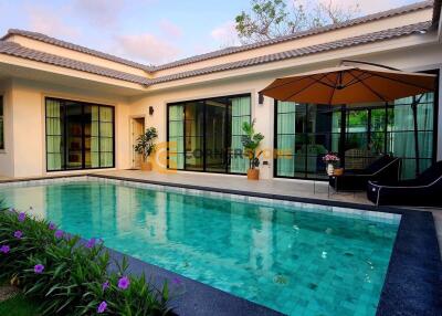 Brand New 3 Bed Pool Villa in Living 17 at Siam Country East Pattaya