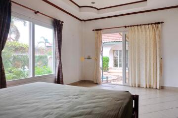 บ้านหลังนี้มี 3 Bedrooms ห้องนอน  อยู่ในโครงการชื่อ Nirvana Pool Villa  ตั้งอยู่ที่