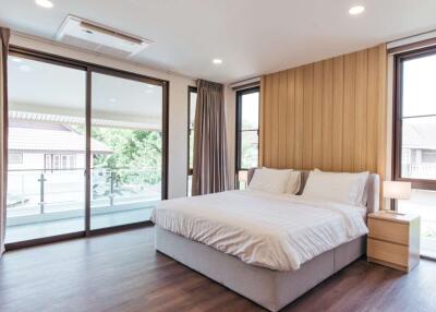 Spacious Four-Bedroom Pool Villa for Rent: Mahidol Road, Chiang Mai