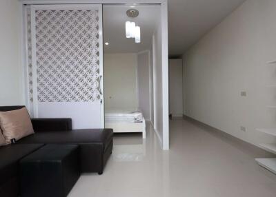 1 bedroom condo at 103 Central Condominium Chai Sathan